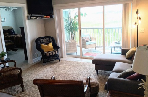 Darien Condo | RIVERFRONT VILLAGE MARSH VIEW 3 BEDROOM, 3 BATH CONDO WITH BOAT SLIP