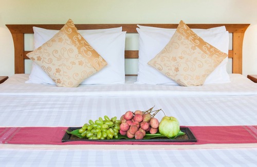 Mae Sariang Hotel | Riverhouse Resort