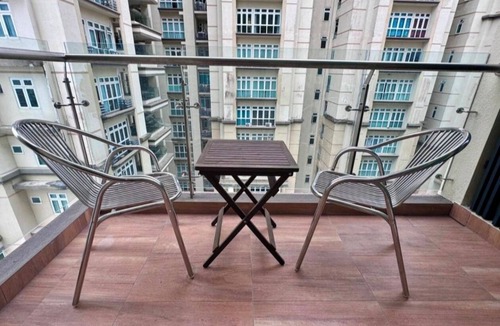 Kuching Apartment | Riverine Diamond Studio CK - Free 1 Parking, Netflix & Wifi