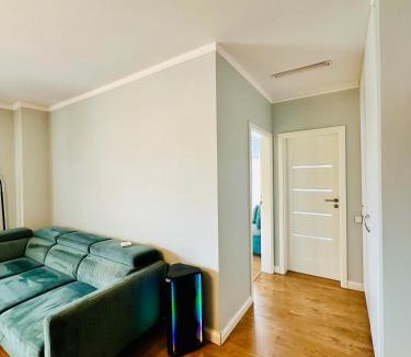Floresti Apartment | RiverLand Hills View with Garden near Cluj