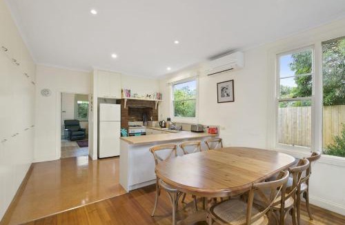 Anglesea House | Rivernook - BYO Linen