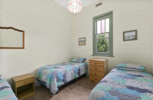 Anglesea House | Rivernook - BYO Linen