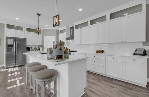 Caseville House | River’s Bend Sanctuary- WALK to Beach & Downtown