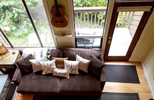 Glacier House | Rivers Edge at Snowater