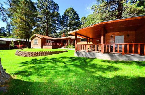 Ruidoso House | Rivers Edge Cabin