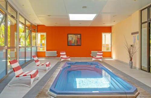 Castelmoron-sur-Lot House | Riverside cabin for 4-guests