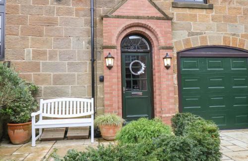 Great Ayton House | Riverside Chapel