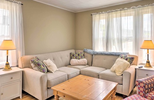 Colebrook Apartment | Riverside Colebrook Apt - Walk to Main Street