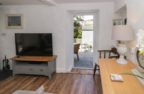 Llanfechell House | Riverside Cottage