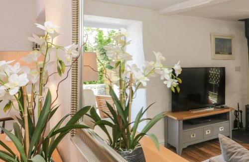 Llanfechell House | Riverside Cottage