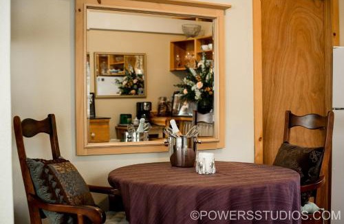 Sheridan House | Riverside Cottage on River, by Wineries & Casino