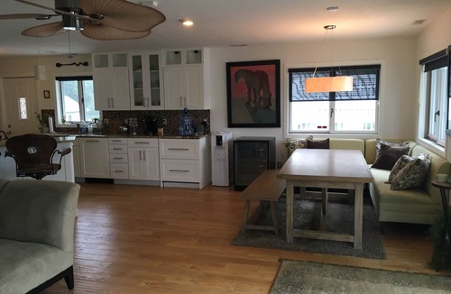 Moline House | Riverside Cottage