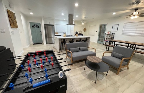 Riverside House | Riverside Cozy Modern Oasis with Pool