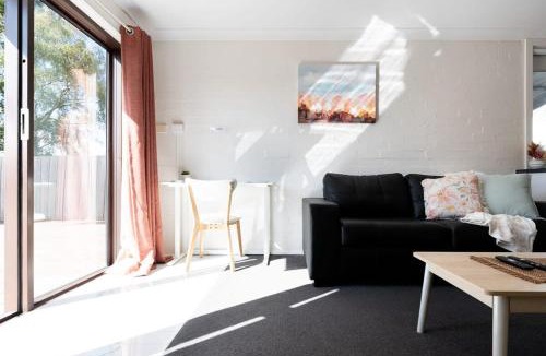 Riverside Apartment | Riverside Gem with Parking and WiFi