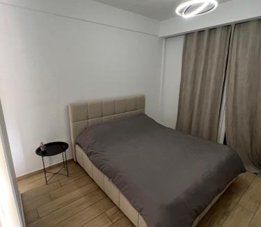 Florina Apartment | Riverside