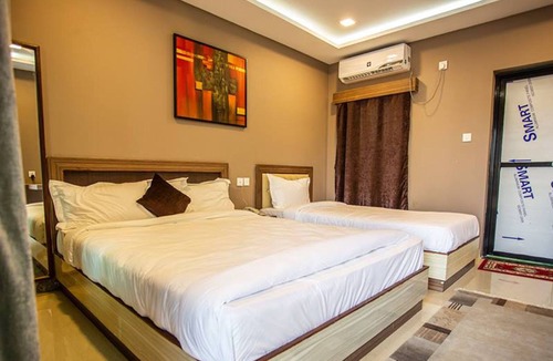 Devachuli Hotel | Riverside Green House Resort