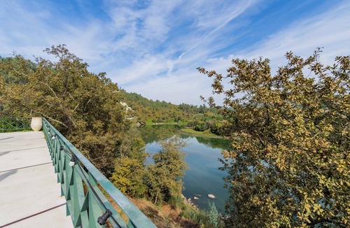 Beijos Villa | Riverside Heritage Douro Villa with Pool and Views