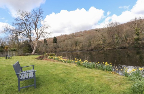 Newby Bridge Cottage | Riverside Hideaway