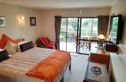 Paihia House | Riverside Homestead Waitangi