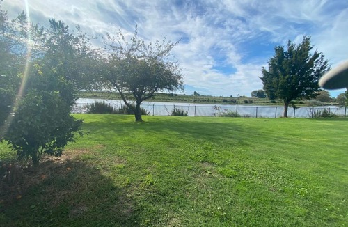 Clive Apartment | Riverside in Clive