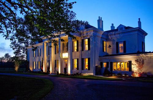 Warsaw Bed & Breakfast | Riverside Inn Bed and Breakfast, Wedding Venue & Events