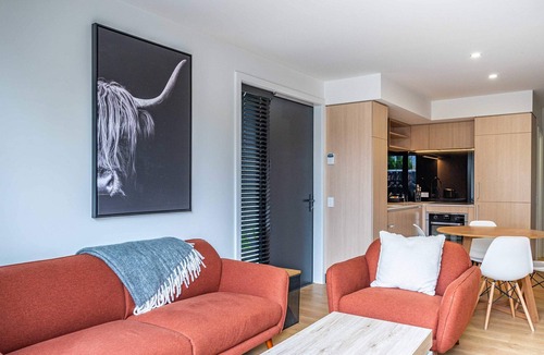 Albert Town House | Riverside Lodge - Two Bedroom Townhouse