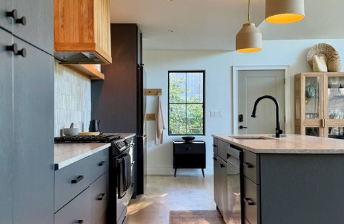 Sandy Springs Condo | Riverside Loft for Mid-Term Stays in Sandy Springs/North Atlanta