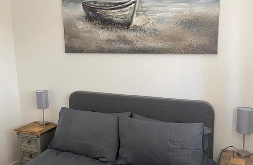 St Neots Apartment | Riverside Park Ground Floor Apt 1 BR Parking St Neots