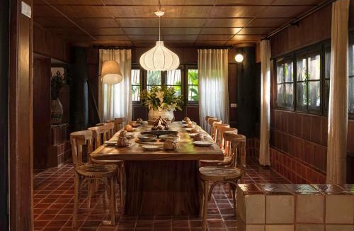 Pa Tan Villa | Riverside Private Pool, 7-Bedrooms, Chiang Mai Center, Entire Estate For You - TANPURI