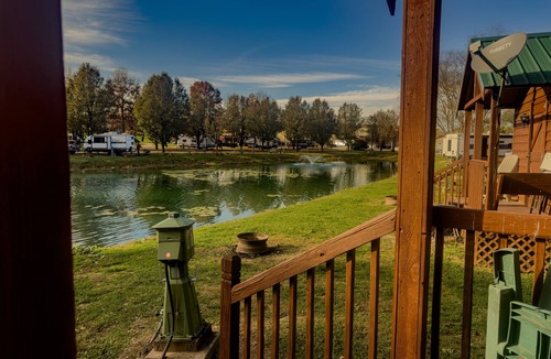 Burlington Cabin | Riverside Relaxation: Family-Friendly Camping with Pool & Endless Adventures!