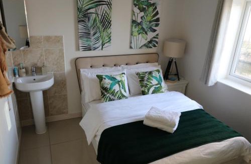 Reading City Centre House | Riverside Rooms