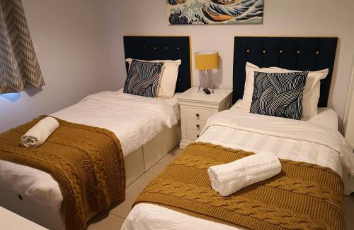 Reading City Centre House | Riverside Rooms