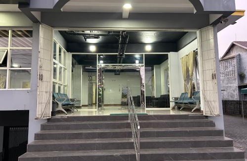 Blitar Hotel | Riverside Smart Hotel