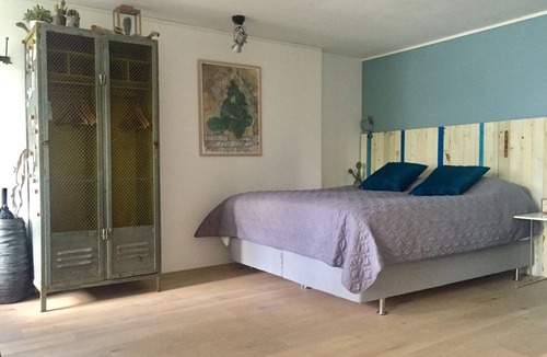 Groningen Bed & Breakfast | Riverside Studio Groningen, incl free parking and bikes