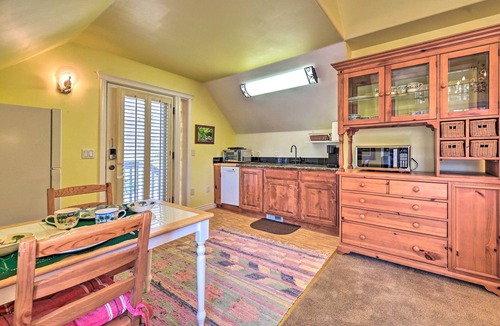 Payson Apartment | Riverside Tree House Suite w/Balcony & Grill