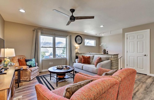 La Crosse House | 'RiverSong' Waterfront La Crosse Home w/Dock