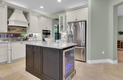 Naples House | Riverstone Manor - 5 bedroom home in amenity-rich Riverstone