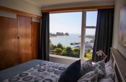 Riverton House | Riverton Views