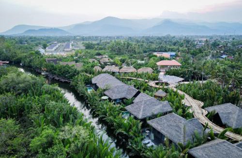 Kampot Resort | RiverTree Villa & Resort