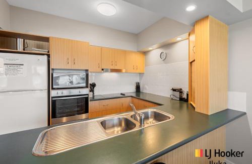 Iluka House | Riverview Apartment 1.3