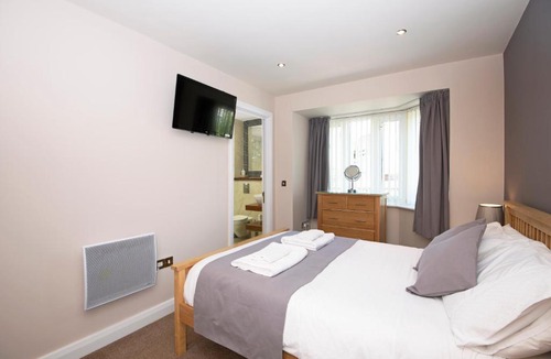 Durham Apartment | Riverview Apartment