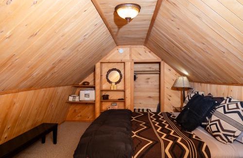 Durango - Purgatory Cabin | Riverview Cabin at O-Bar-O