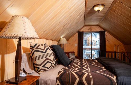 Durango - Purgatory Cabin | Riverview Cabin at O-Bar-O