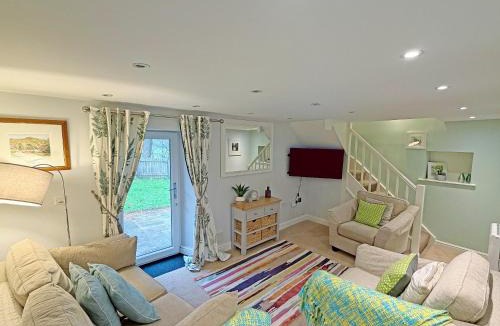Hulme End House | Riverview Cottage