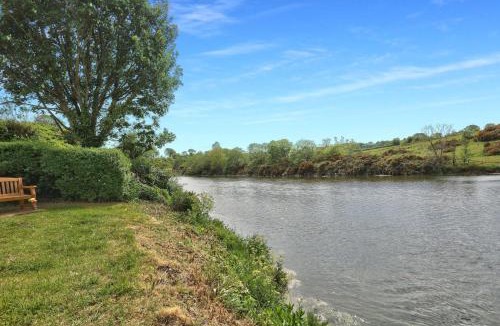 Warkworth House | Riverview Cottage - North East Escapes