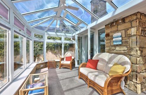 Warkworth House | Riverview Cottage - North East Escapes