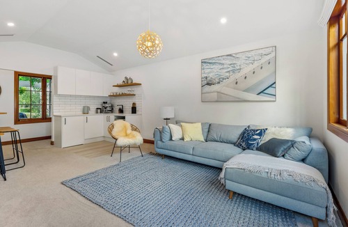 Riverhead House | Riverview Cottage - Private Pool + Spa