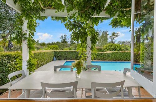Riverhead House | Riverview Homestead Luxury Pool and Spa Retreat
