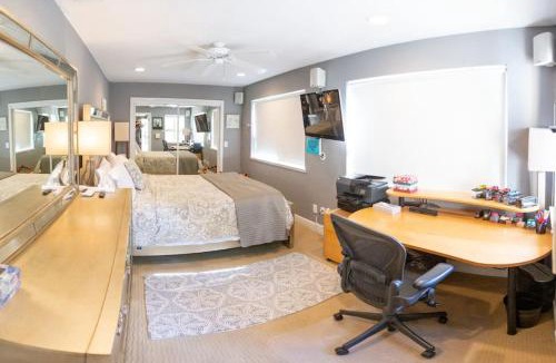 Little Pocket House | Riverview Huge Yard, Quiet Cul-de-Sac, Perfect for Families