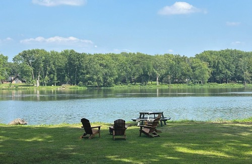 Wilmington House | Riverview Retreat- Engler's Escape in Wilmington on the Kankakee River